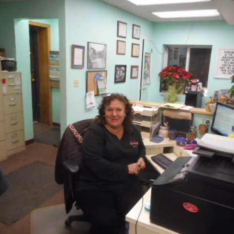 Anna Marie Altieri Conlon headshot Frank & Sons Body Work in Scotia, NY